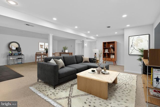 549 OAK RIDGE DR, Millersville, PA 17551