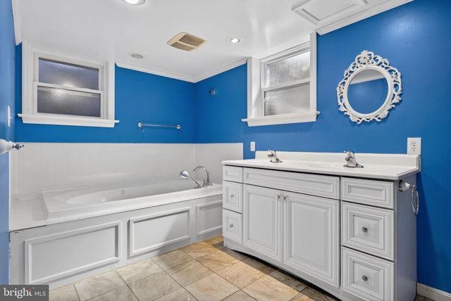 549 OAK RIDGE DR, Millersville, PA 17551