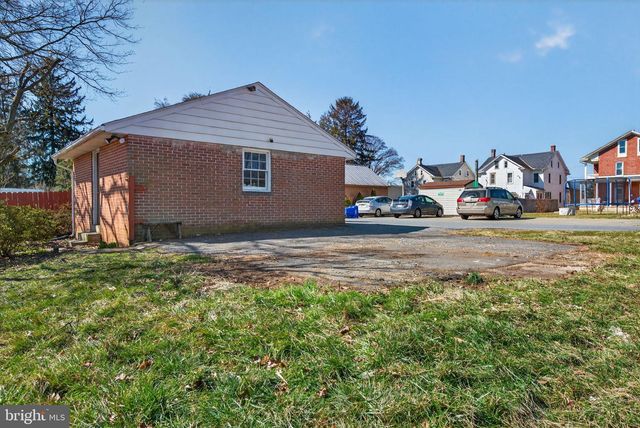 549 OAK RIDGE DR, Millersville, PA 17551