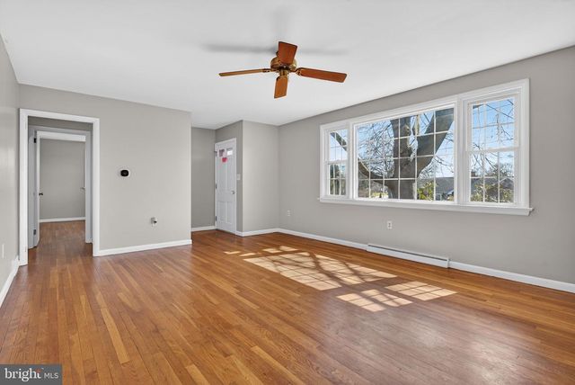 549 OAK RIDGE DR, Millersville, PA 17551