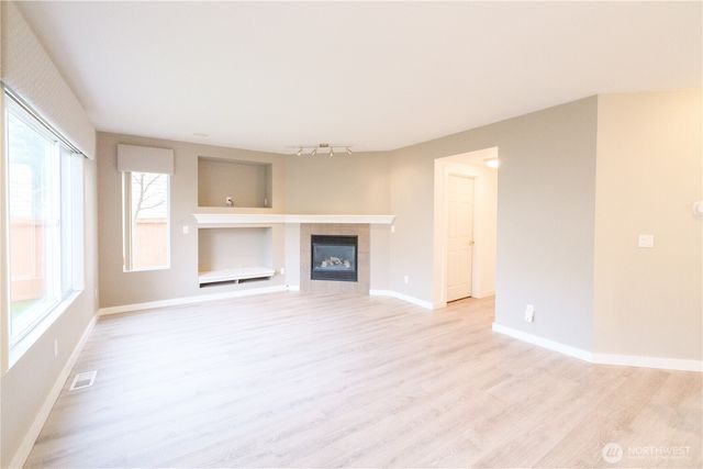 1931 62nd St SE, Auburn, WA 98092