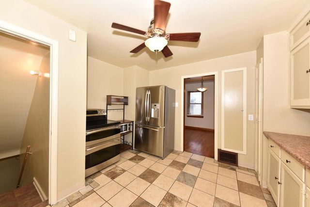 3724 N 49th STREET, Milwaukee, WI 53216