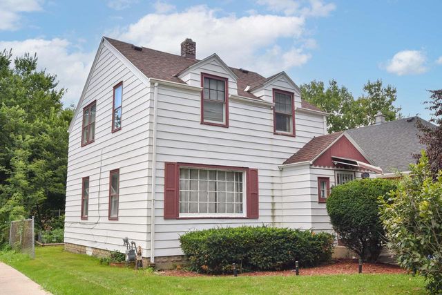 3724 N 49th STREET, Milwaukee, WI 53216
