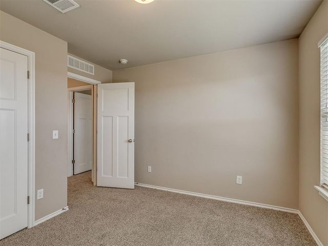 1109 SW 160th Court, Moore, OK 73170
