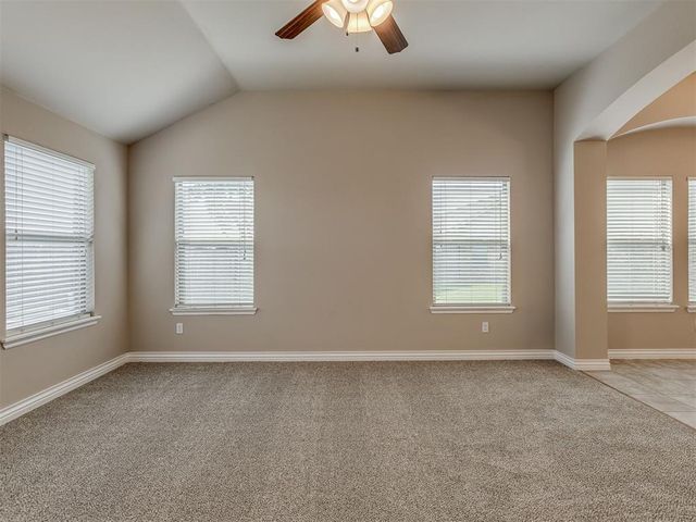 1109 SW 160th Court, Moore, OK 73170
