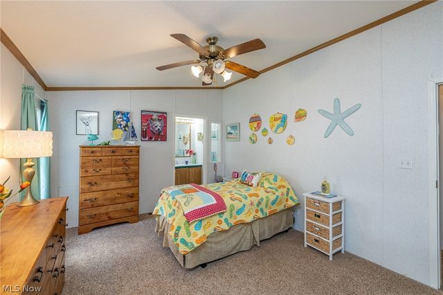 10 Cherry Lane, Olmsted Twp, OH 44138
