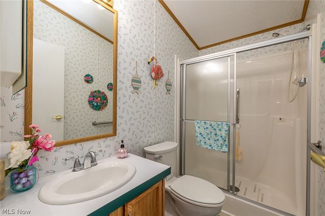 10 Cherry Lane, Olmsted Twp, OH 44138