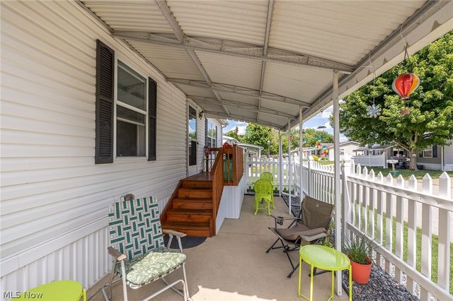 10 Cherry Lane, Olmsted Twp, OH 44138