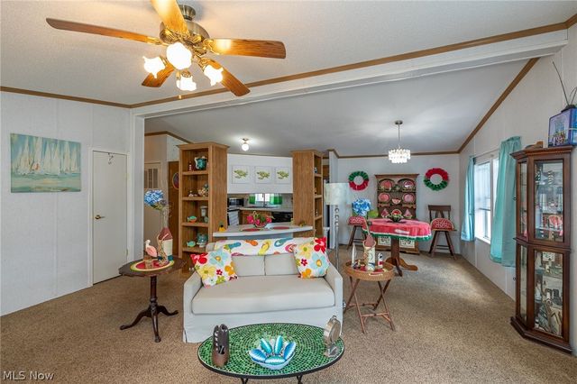 10 Cherry Lane, Olmsted Twp, OH 44138