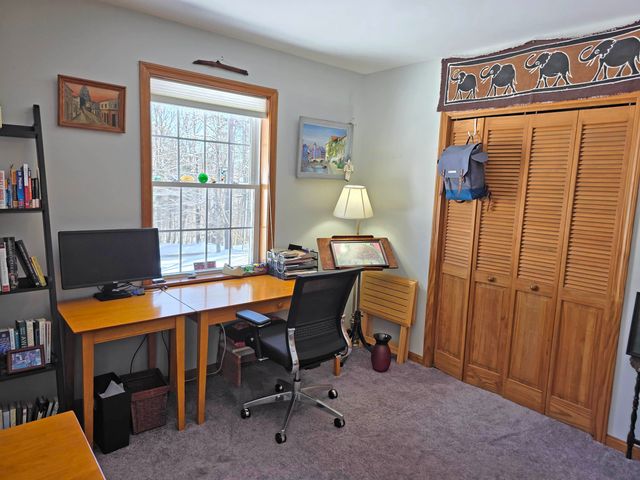 313 South Pine Banks Road, Putney, VT 05346