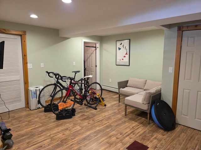 313 South Pine Banks Road, Putney, VT 05346