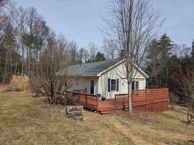 313 South Pine Banks Road, Putney, VT 05346
