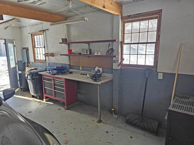 313 South Pine Banks Road, Putney, VT 05346