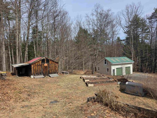 313 South Pine Banks Road, Putney, VT 05346