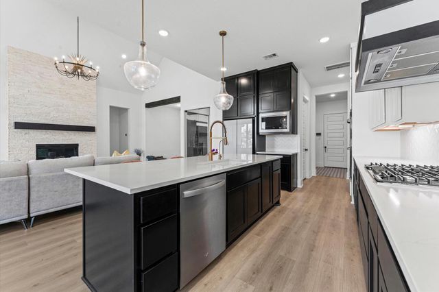 4839 Summer Place Court, Fulshear, TX 77441