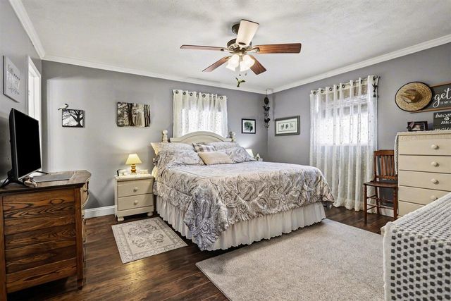 4453 Hicks Avenue, Benton Harbor, MI 49022