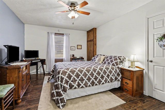 4453 Hicks Avenue, Benton Harbor, MI 49022