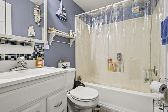 4453 Hicks Avenue, Benton Harbor, MI 49022