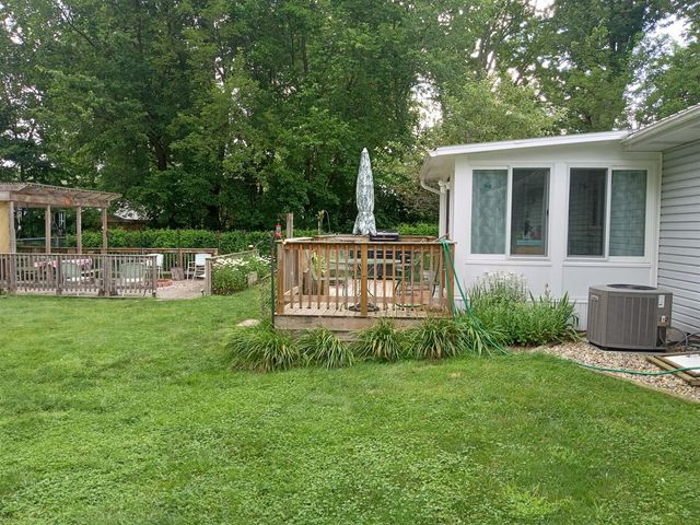 4453 Hicks Avenue, Benton Harbor, MI 49022