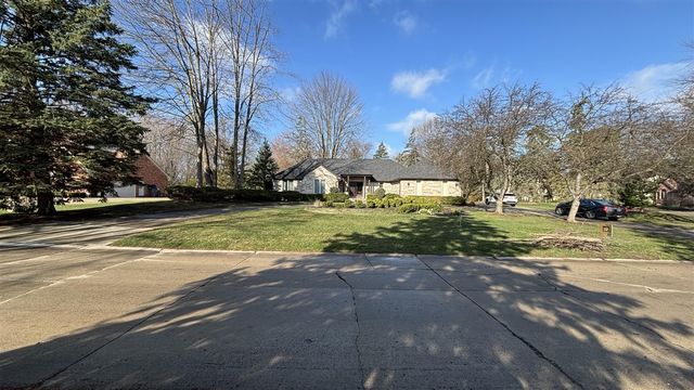 37671 Fiore Trail, Clinton Township, MI 48036