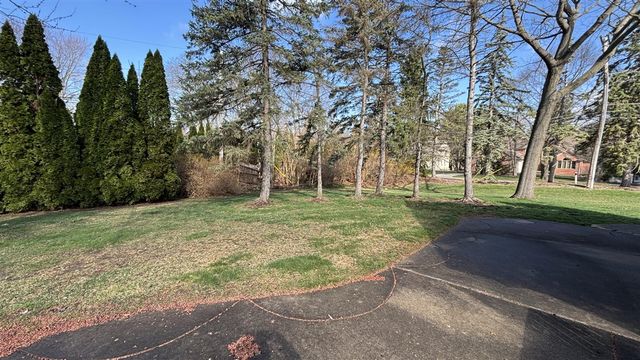 37671 Fiore Trail, Clinton Township, MI 48036