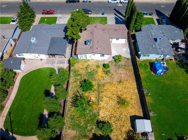 1570 E 26th, Merced, CA 95340
