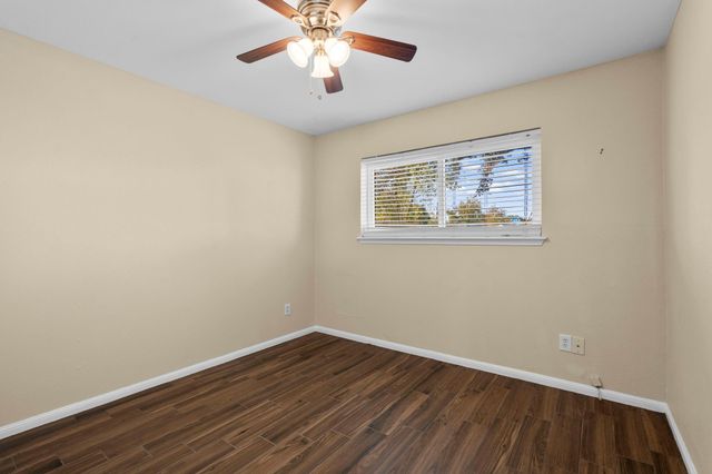 1807 Oaklawn Street, Sugar Land, TX 77498