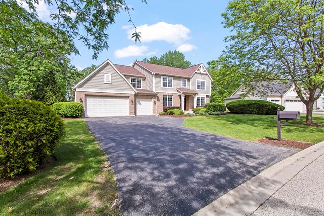224 Red Oak Court, Island Lake, IL 60042