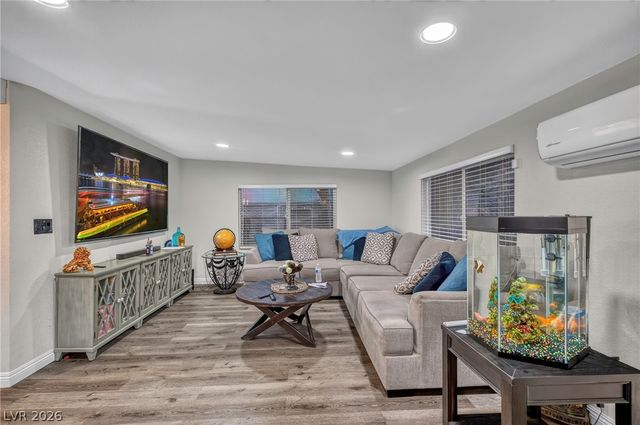 321 Agora Way, Las Vegas, NV 89110