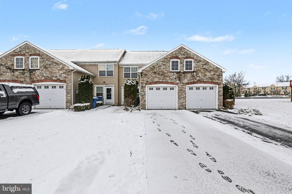 312 SHERMAN AVE, Carlisle, PA 17013