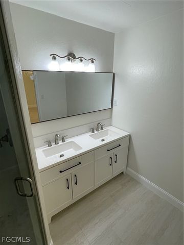 3502 SE 22nd PL, Cape Coral, FL 33904