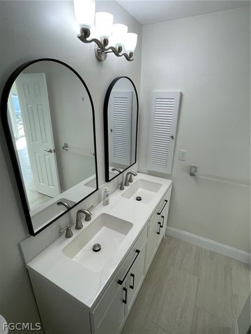 3502 SE 22nd PL, Cape Coral, FL 33904