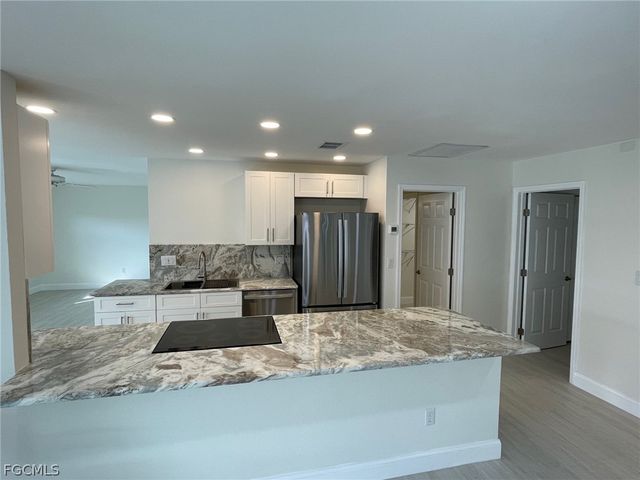 3502 SE 22nd PL, Cape Coral, FL 33904