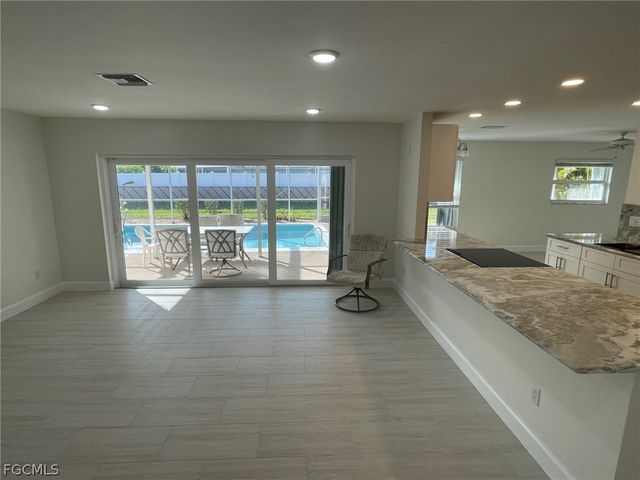 3502 SE 22nd PL, Cape Coral, FL 33904