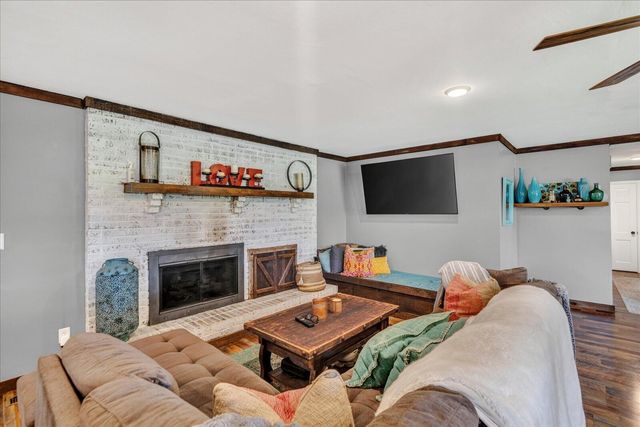 134 County Road 25, Riceville, TN 37370