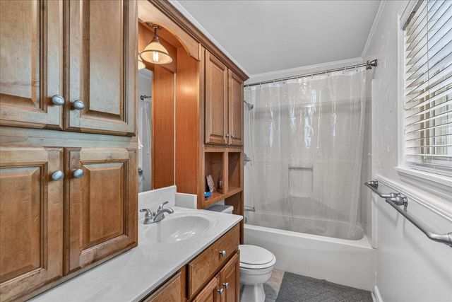 134 County Road 25, Riceville, TN 37370