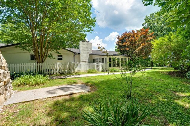 134 County Road 25, Riceville, TN 37370