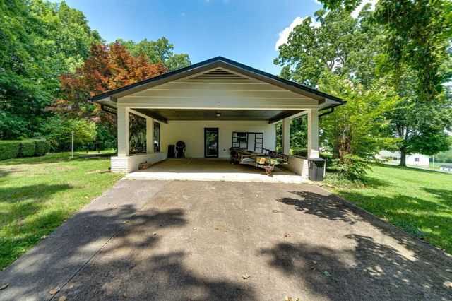 134 County Road 25, Riceville, TN 37370