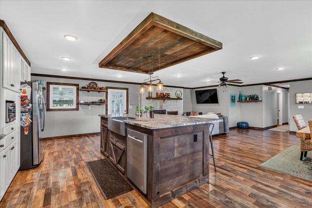 134 County Road 25, Riceville, TN 37370