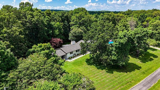 134 County Road 25, Riceville, TN 37370