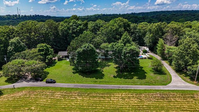 134 County Road 25, Riceville, TN 37370