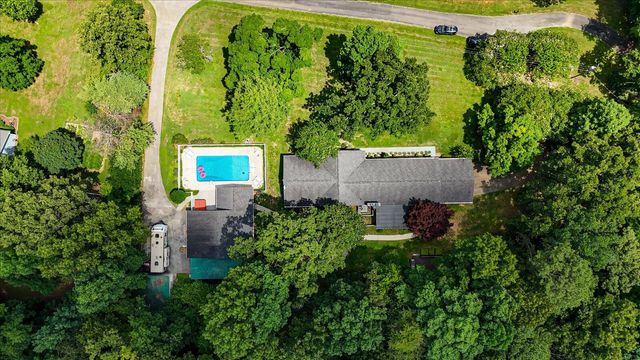 134 County Road 25, Riceville, TN 37370