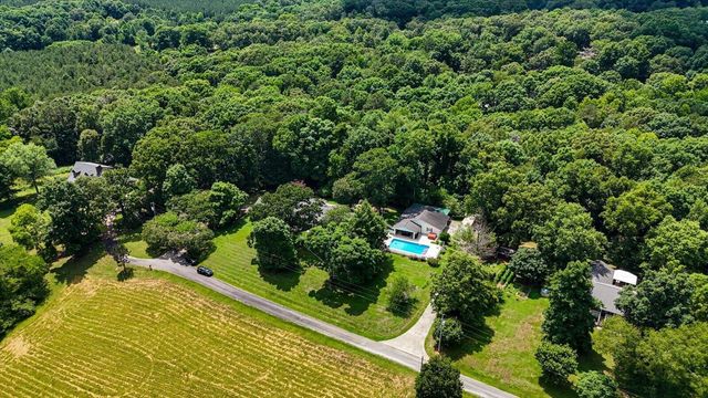 134 County Road 25, Riceville, TN 37370