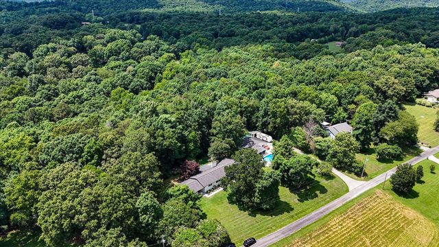 134 County Road 25, Riceville, TN 37370