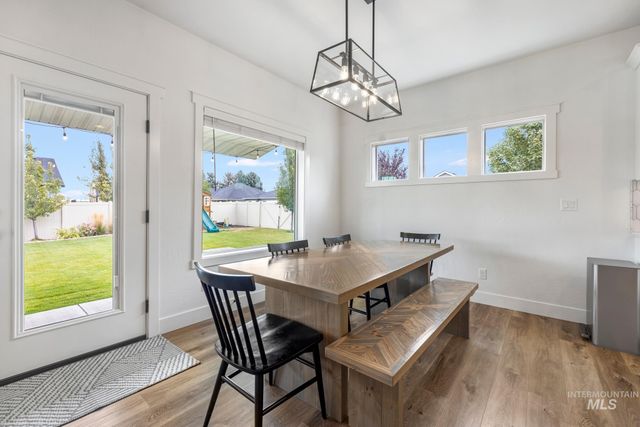 812 Stonegate Ave, Kimberly, ID 83341