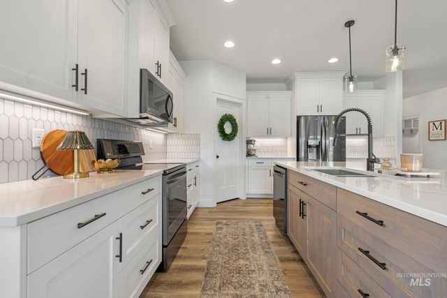 812 Stonegate Ave, Kimberly, ID 83341