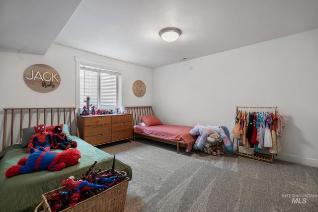 812 Stonegate Ave, Kimberly, ID 83341