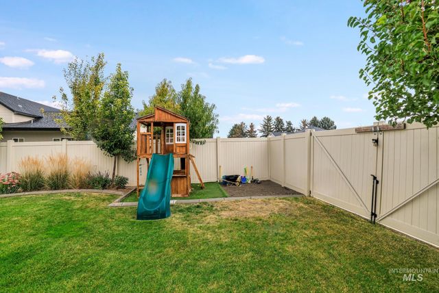 812 Stonegate Ave, Kimberly, ID 83341