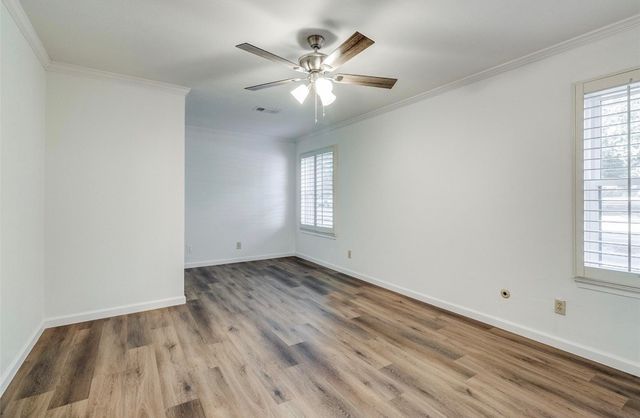 13853 Leinsper Green Street, Dallas, TX 75240