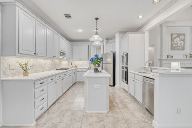 406 Del Rio Court, Allen, TX 75013